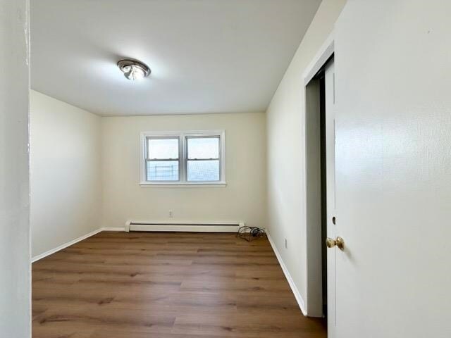 Building Photo - 71 Linnet St