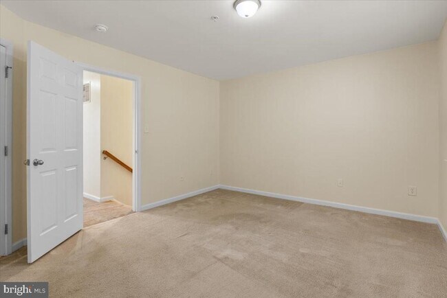 Building Photo - 8329 Autumn Crest Ln