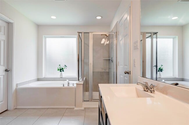 Building Photo - 3143 Soaring Pines Trail