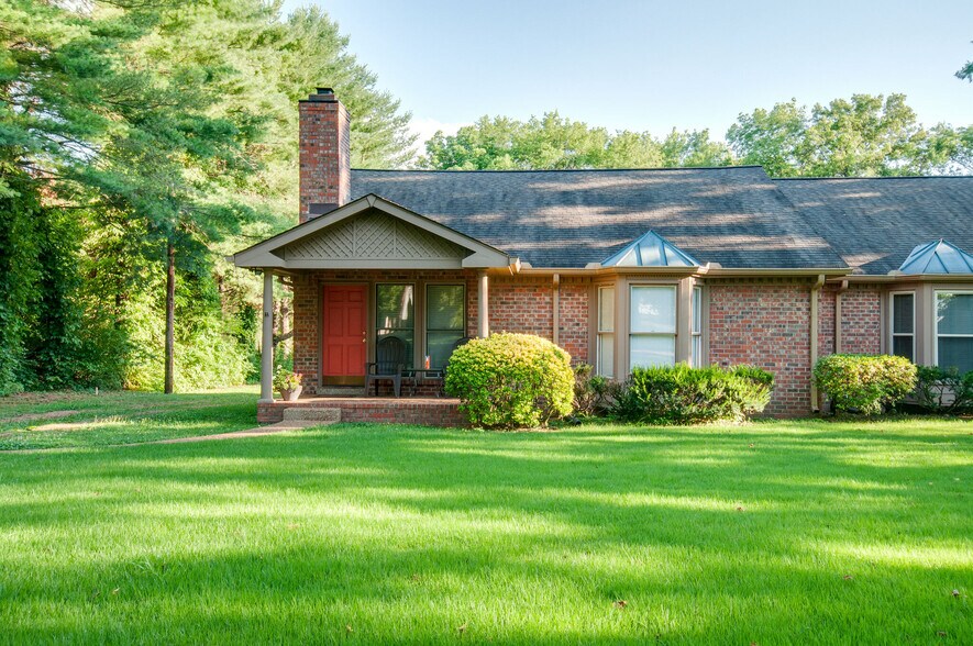 Building Photo - 151 Davidson Rd
