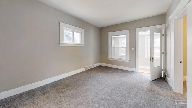 Building Photo - 3465 W 56th St