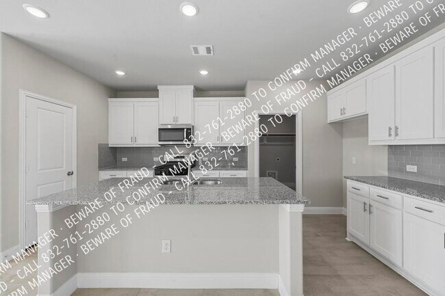 Building Photo - Sicily Lagoon New Construction Ready for 1...