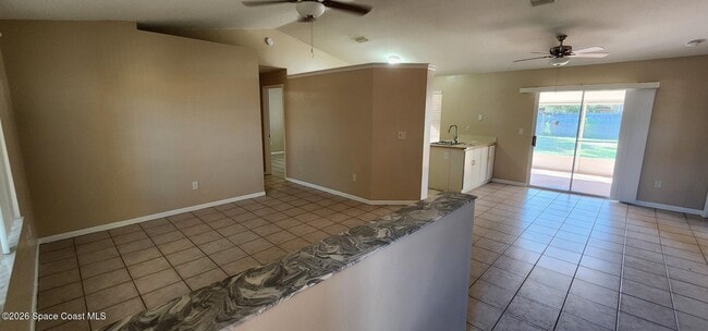 Building Photo - 6470 Stillwater Ave