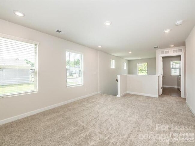 Building Photo - Charming 3-Bedroom Home with Landscaped Ba...