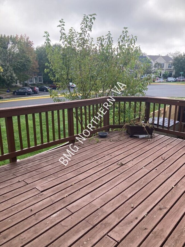 Building Photo - 3045 Madden Ct