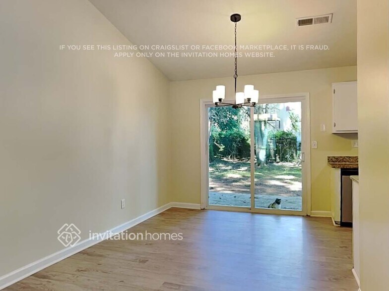 Building Photo - 939 Bermuda Ct