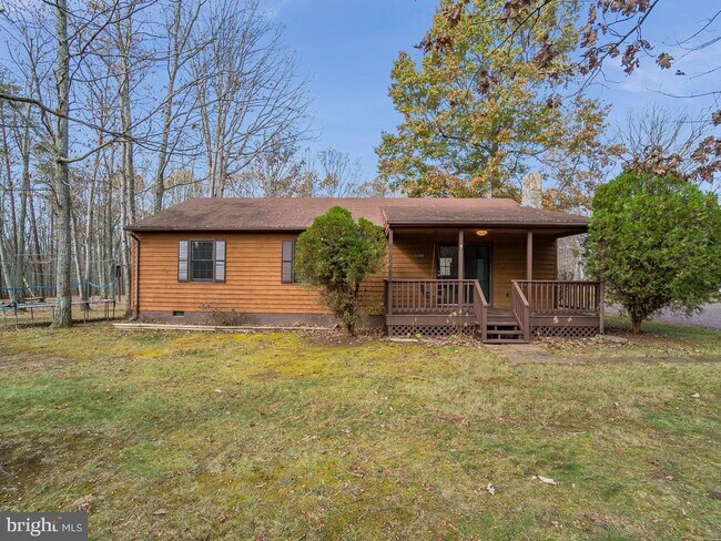 Building Photo - 26185 Independence Rd