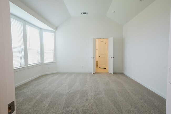 Building Photo - 5043 Henry Merritt St