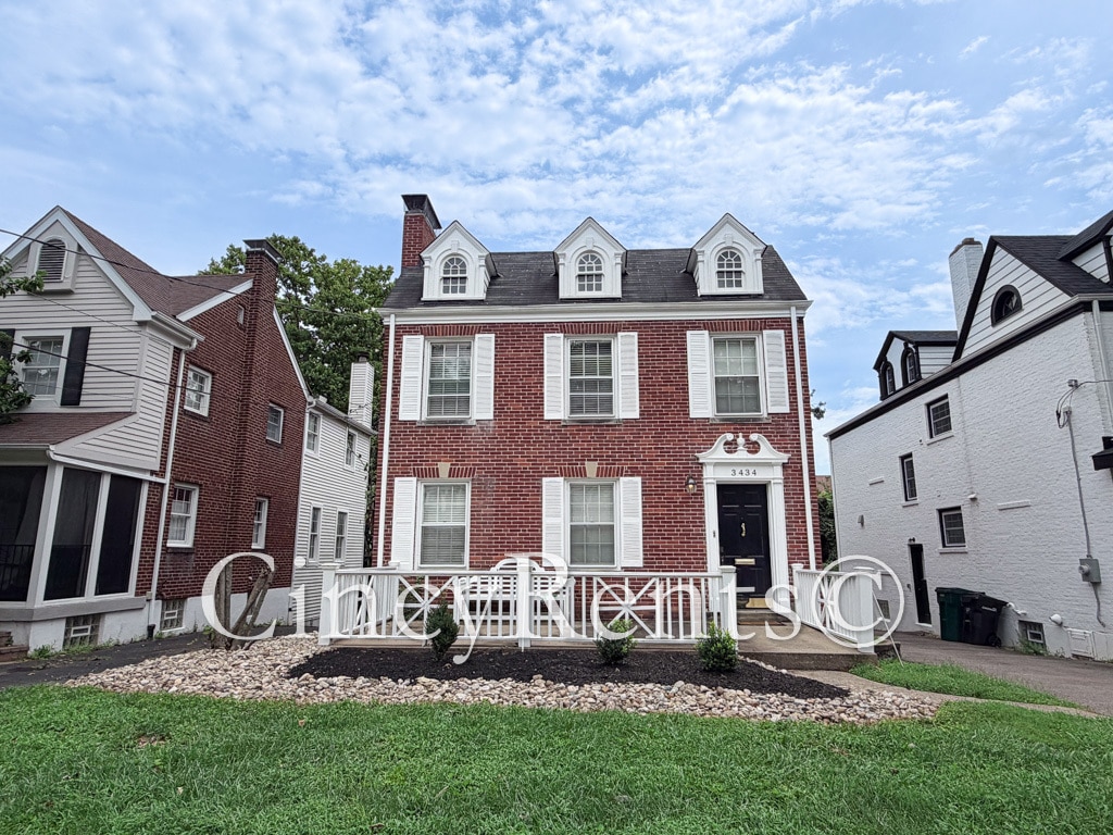 Building Photo - 3434 Ault View Ave