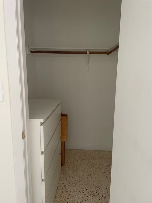 Building Photo - 2815 SW 37th Ct