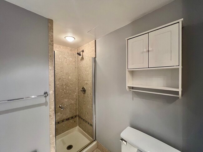 Building Photo - 1245 13th St NW