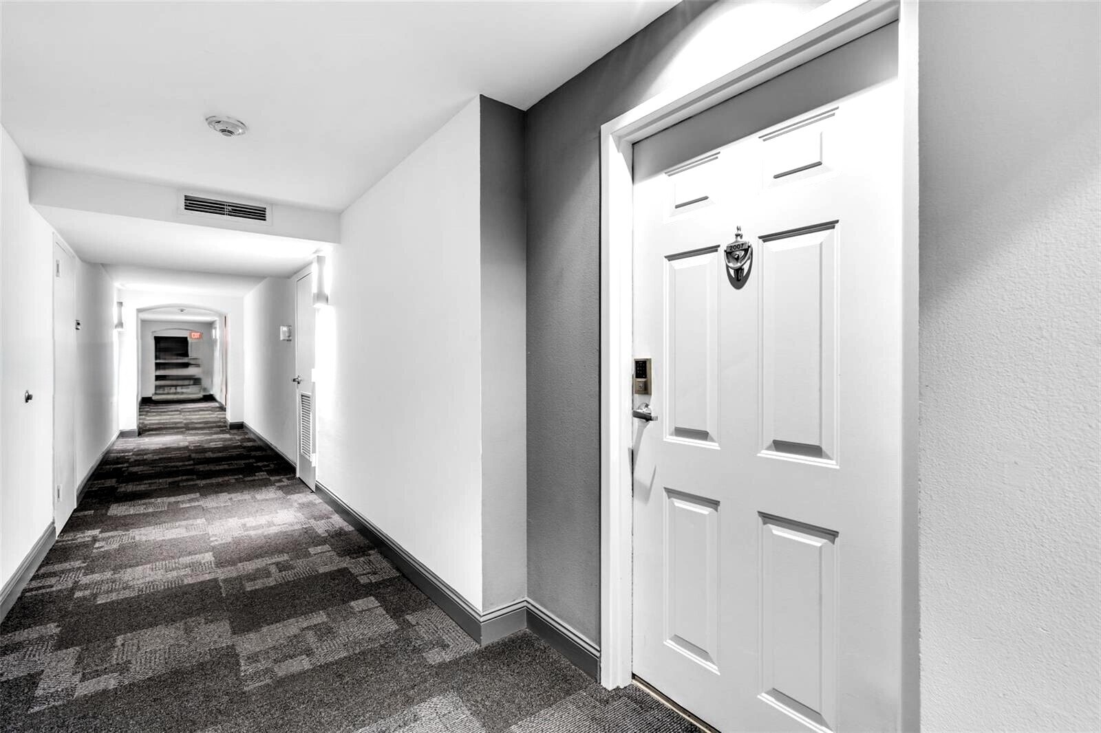 Building Photo - 1155 Brickell Bay Dr
