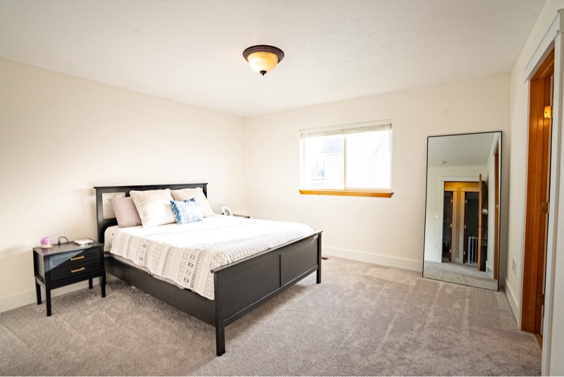 Building Photo - 24104 E Maxwell Ave