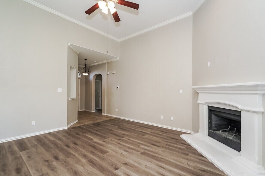 Building Photo - 3205 Stonecrop Trail