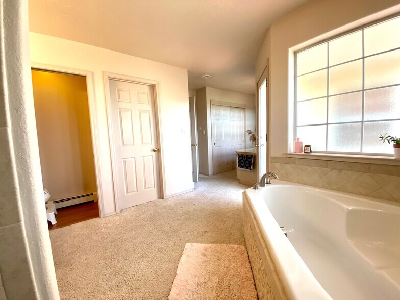 Building Photo - 6424 Saint Josephs Ave NW