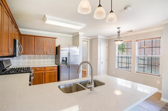 Building Photo - 12319 Ridgetop Cir
