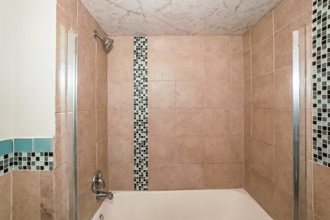 Building Photo - 19600 Milan Dr