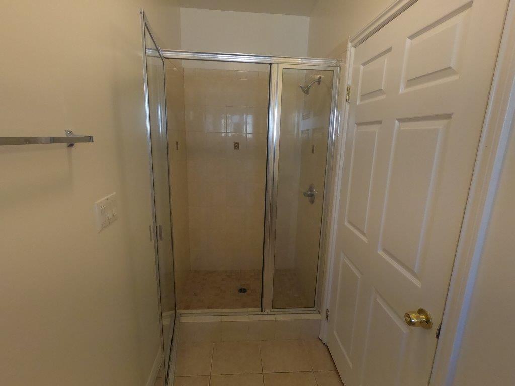 Building Photo - 8735 Cedros Ave