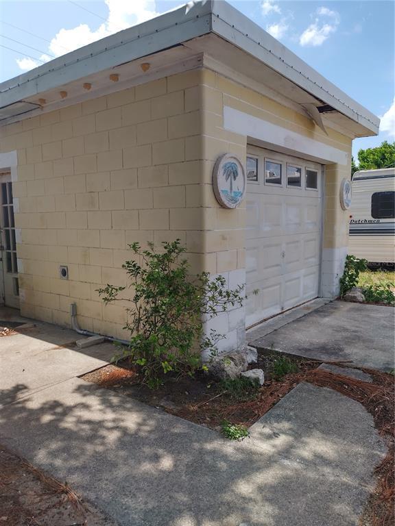 Building Photo - 2031 Lullaby Dr