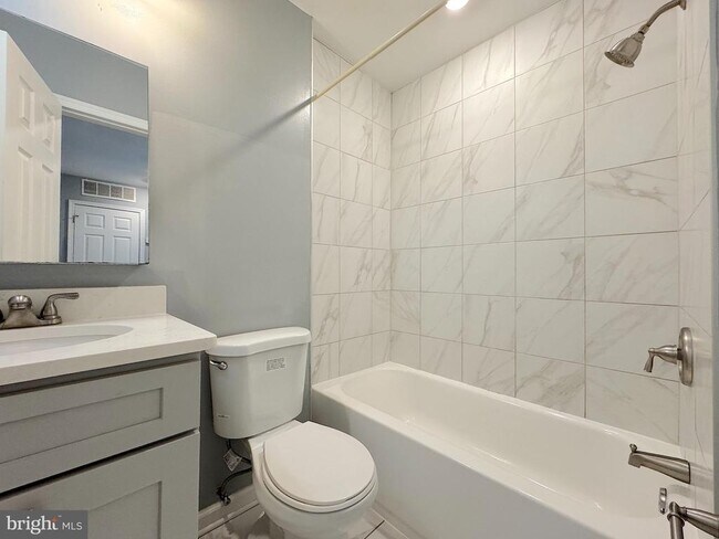 Building Photo - 9819 Hagel Cir