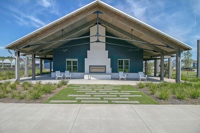 Building Photo - 110 Crimson St