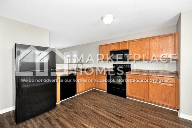Building Photo - 344 Mertle Dr