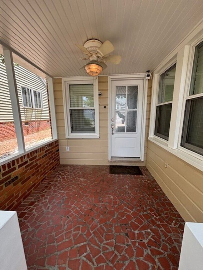 Building Photo - Cape Story by the Sea