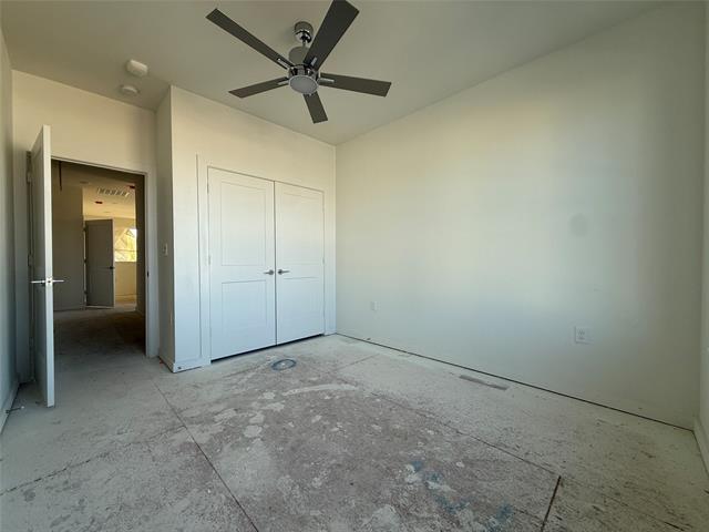 Building Photo - 3120 Bennett Dr