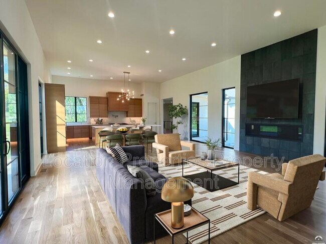 Building Photo - 1840 Quail Creek Dr