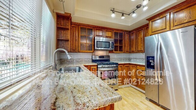 Building Photo - 1321 Berrydale Dr