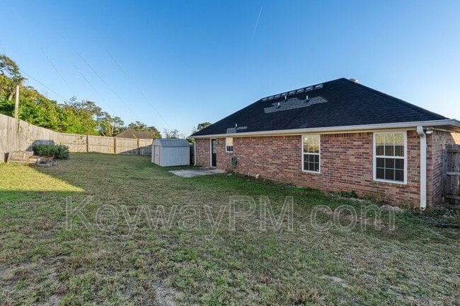 Building Photo - 19 Whitney Ct