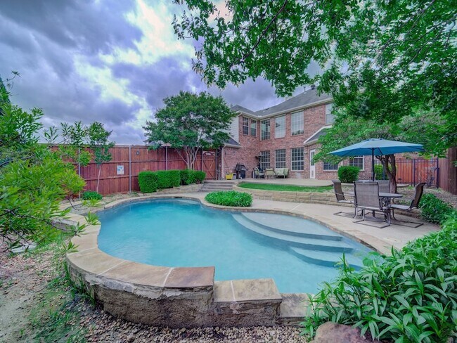 Building Photo - 13444 Bavarian Dr