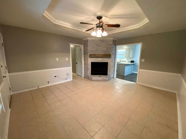 Building Photo - 3 Bedroom for Rent in Reservoir Brandon!