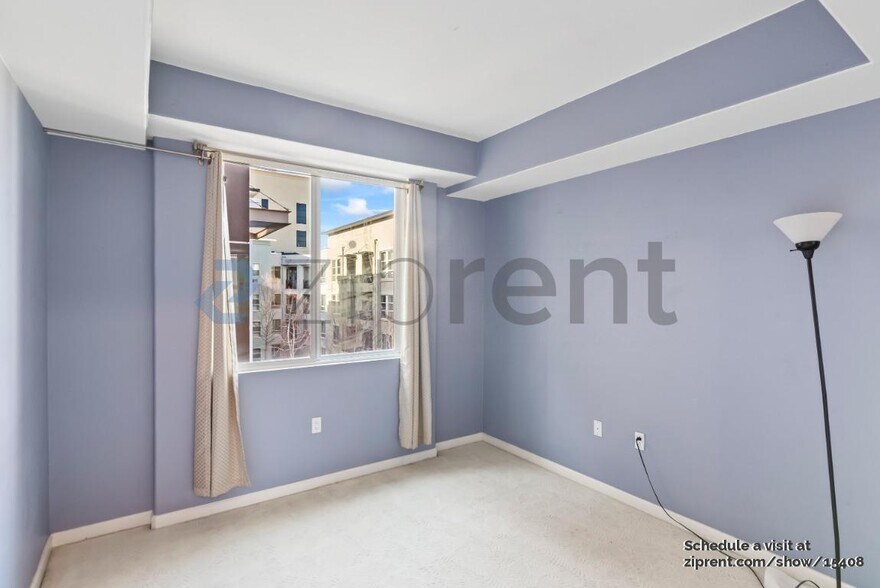 Building Photo - 1101 S Main St