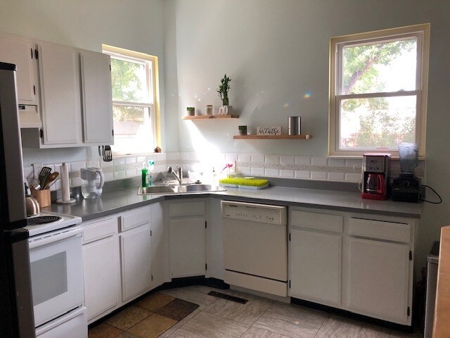 Kitch - 2227 N Marion St