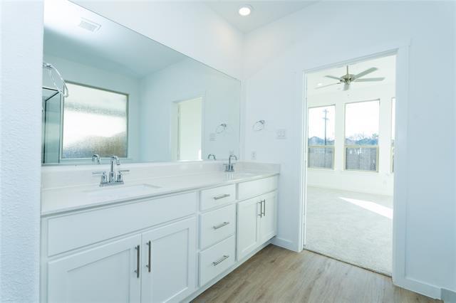 Building Photo - 1508 Adams Dr