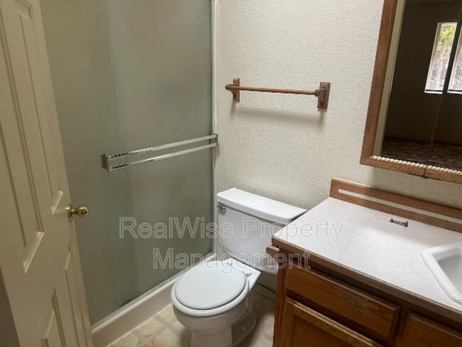 Building Photo - 1467 Cameo Ct