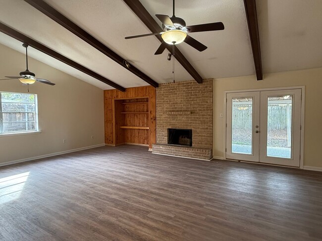 Building Photo - Northwood Village Corner Lot