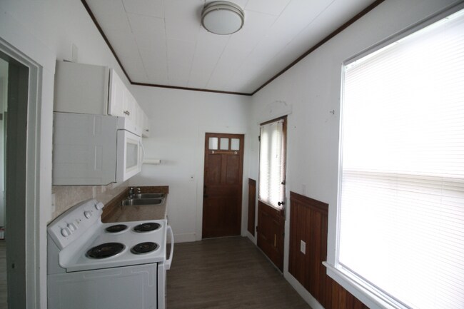 Primary Photo - 49 Parah Dr