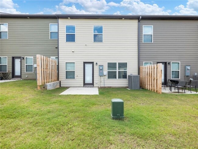 Building Photo - 7115 Chara Ln