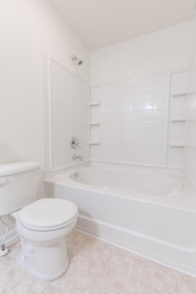 Building Photo - 1249 Riverbrook Dr