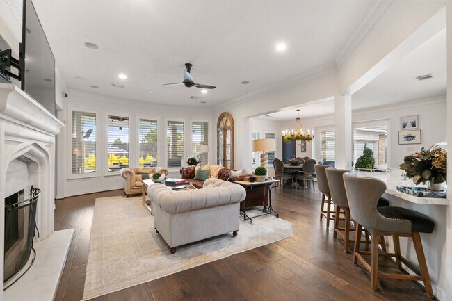 Building Photo - 2560 Costa Mesa Cir
