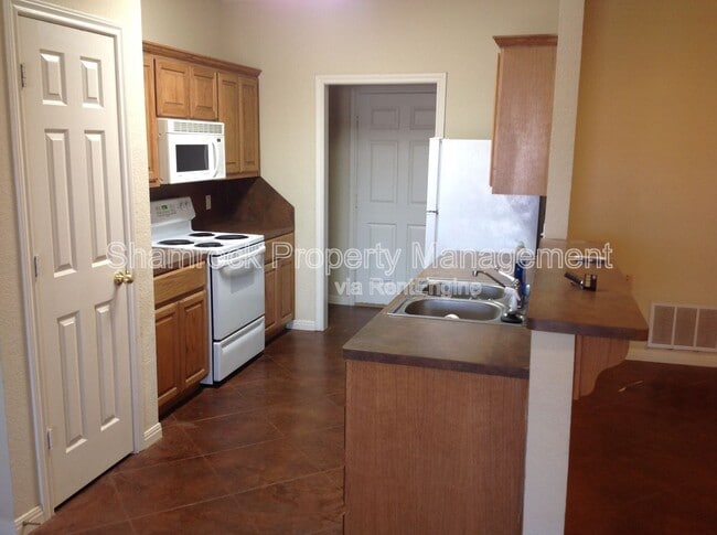 Building Photo - 3085 Palomino Trail