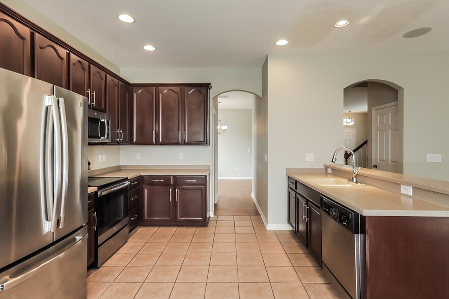 Building Photo - 1119 Windton Oak Dr