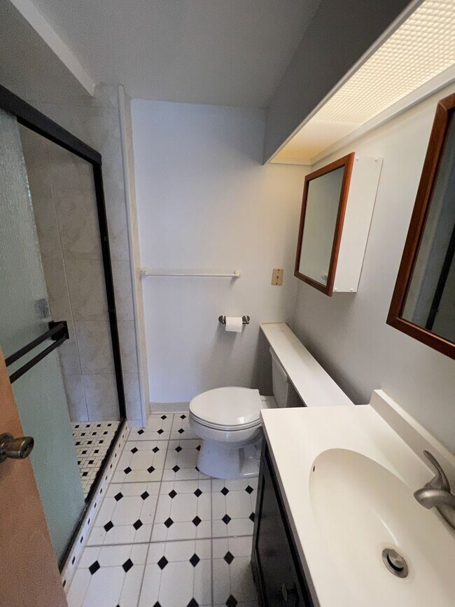 Building Photo - A/C. Two Parking Stalls. Swimming Pool. Pet Friendly. (RRLLC)