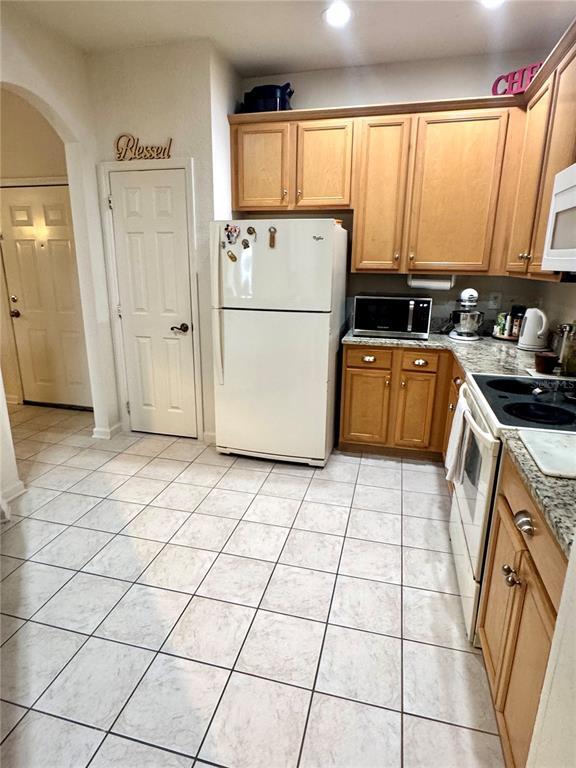 Building Photo - 3051 Greystone Loop