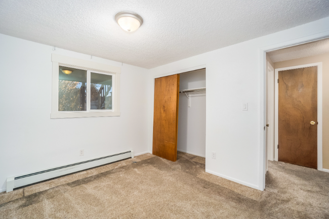 Building Photo - 1518 Edora Rd