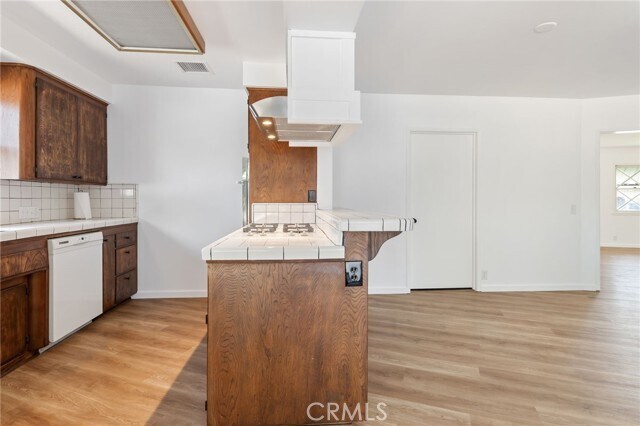 Building Photo - 326 Meadow Ln