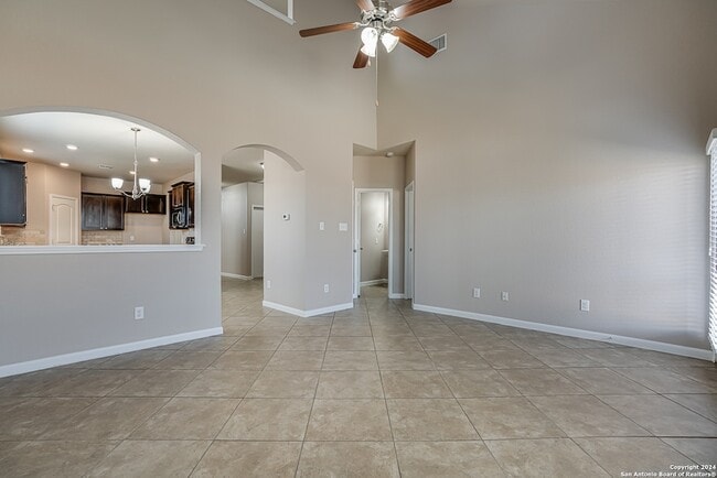 Building Photo - 2307 Clover Ridge