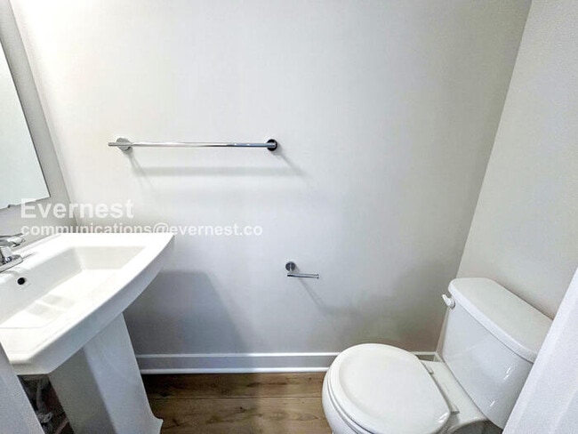 Building Photo - 4539 Chase Ln